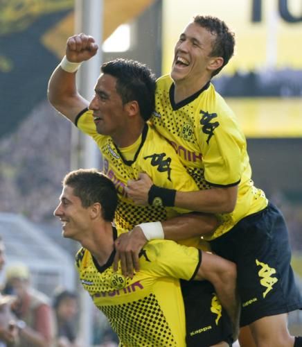 2011-10-01t153024z_01_ina19_rtridsp_3_soccer-germany_reuters