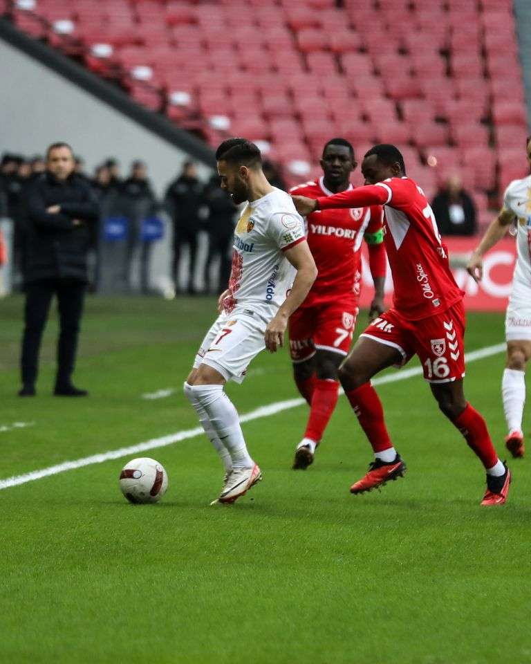 من المواجهة