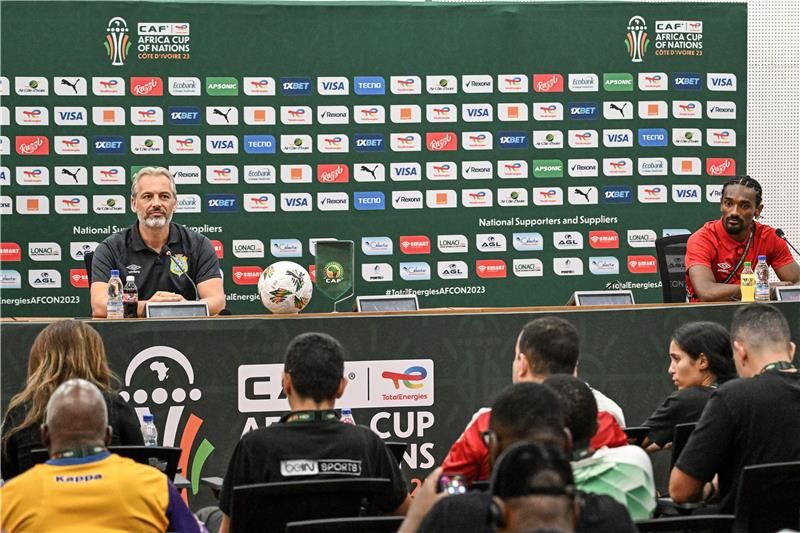 من المؤتمر الصحفي