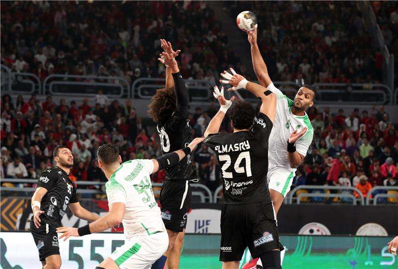 من لقاء مصر والجزائر