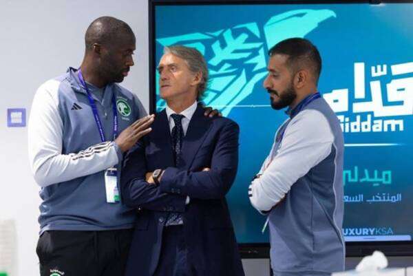 يايا توريه مع مانشيني