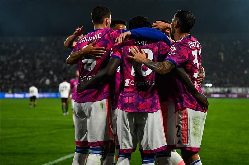 لاعبو يوفنتوس