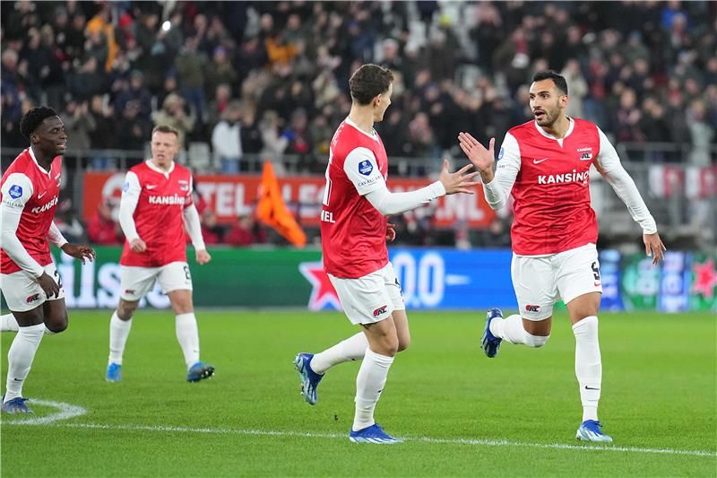 لاعبو ألكمار