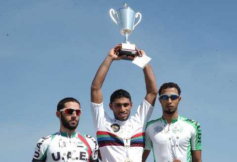 احمد خليل على منصة التتويج