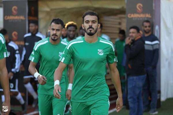 لاعبو الأخضر