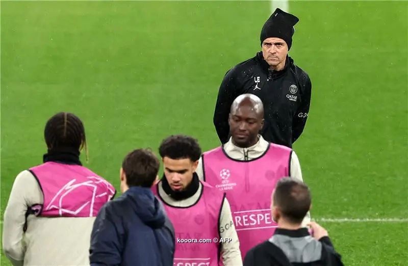 ?i=afp%2f20231212%2f20231212-afp_347r2zn_afp