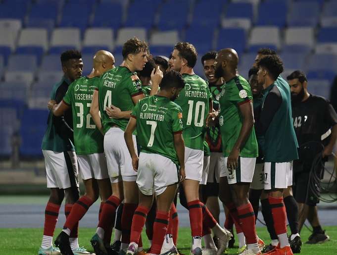 لاعبو الاتفاق