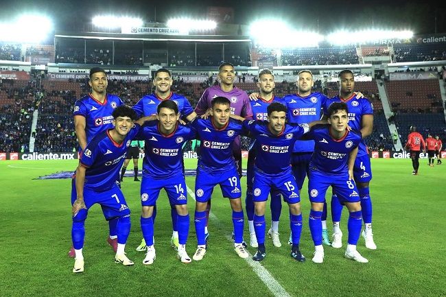 فريق كروز أزول