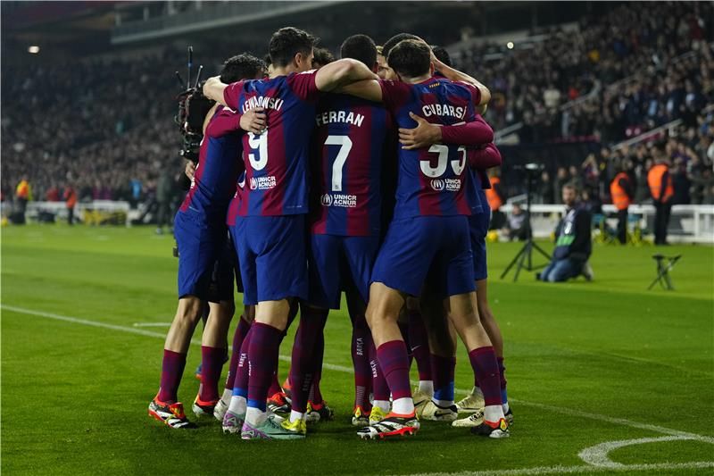 لاعبو برشلونة