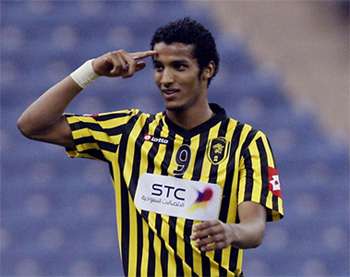  نايف هزازي لاعب اتحاد جدة