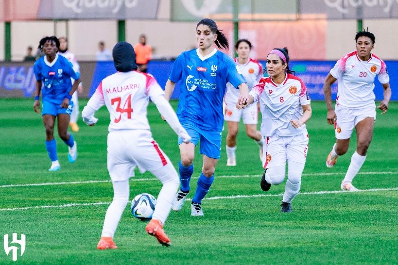 مباراة الهلال والقادسية