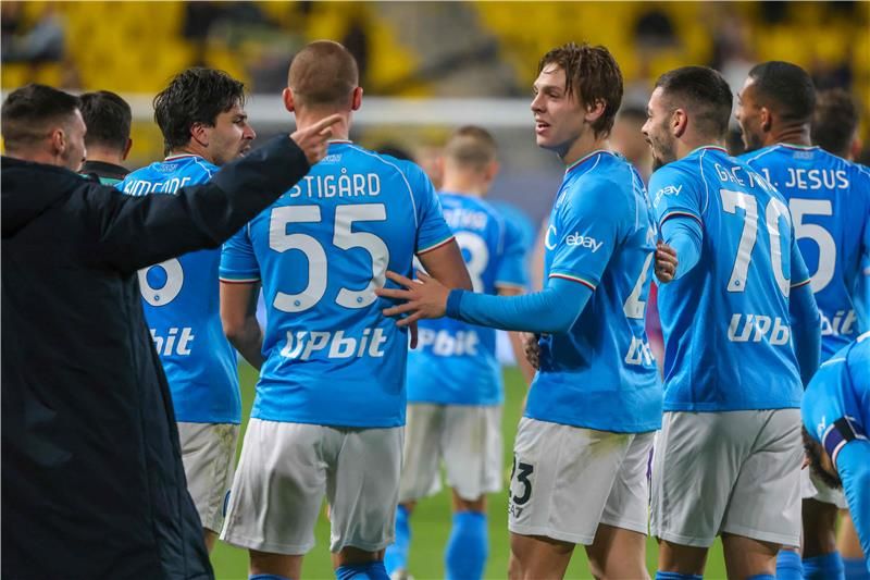 لاعبو نابولي