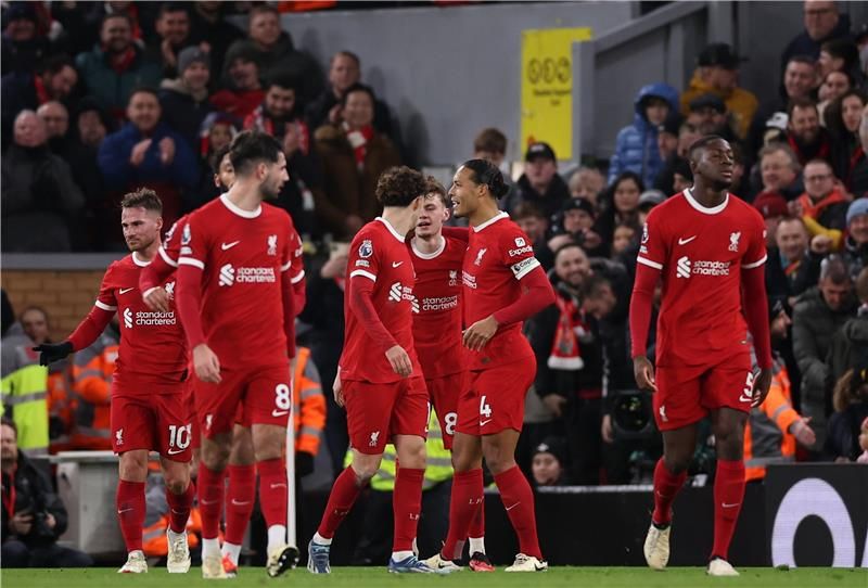 لاعبو ليفربول