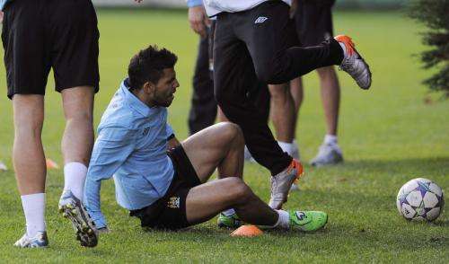 2011-09-26t114058z_01_nvr07_rtridsp_3_soccer-champions_reuters