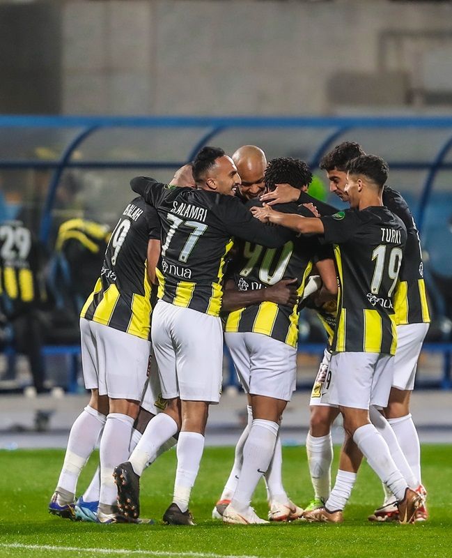 لاعبو اتحاد جدة