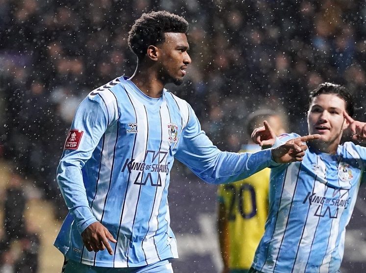 من فوز كوفنتري سيتي على شيفيلد وينزداي