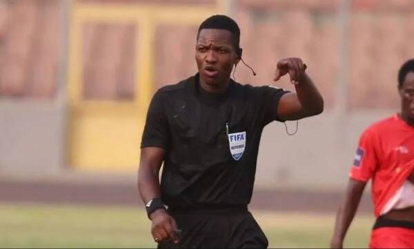 دانيال لاريا