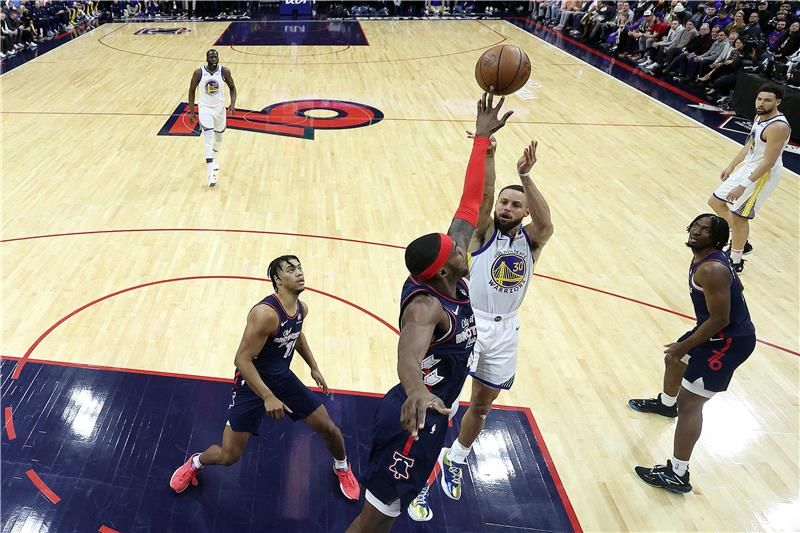 من الدوري الأمريكي لكرة السلة