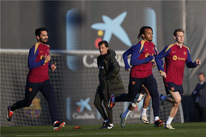 لاعبو برشلونة