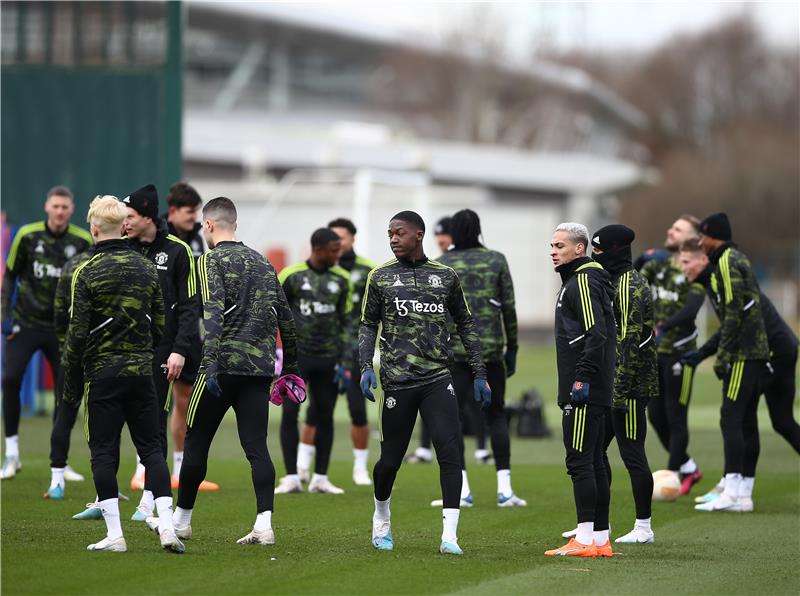 لاعبو اليونايتد