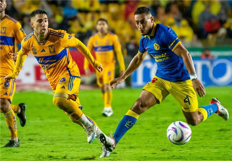 سيباستيان كاسيريس