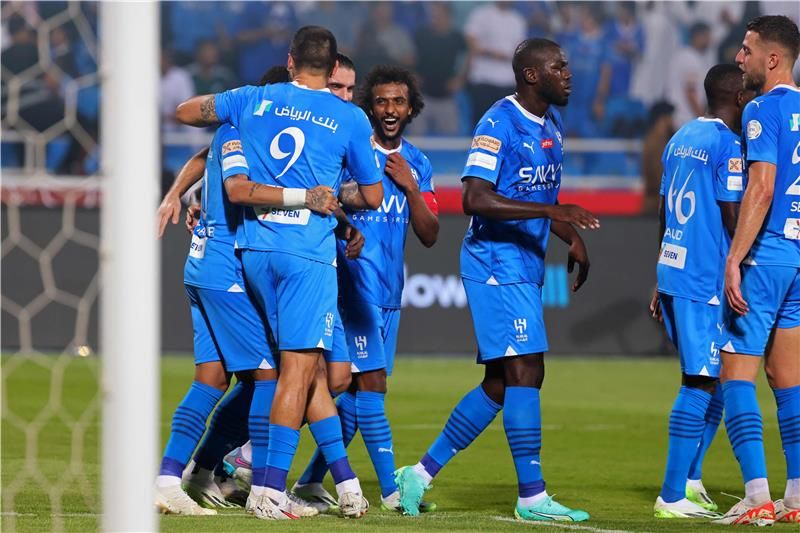 لاعبو الهلال