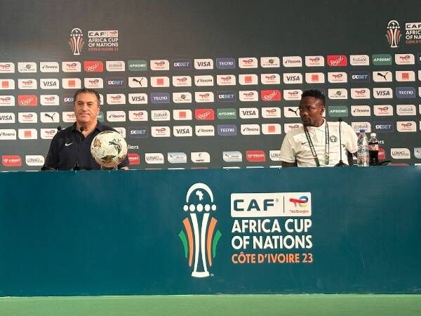 المؤتمر الصحفي