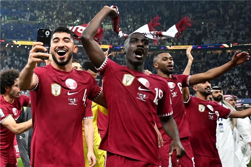 فرحة لاعبي قطر