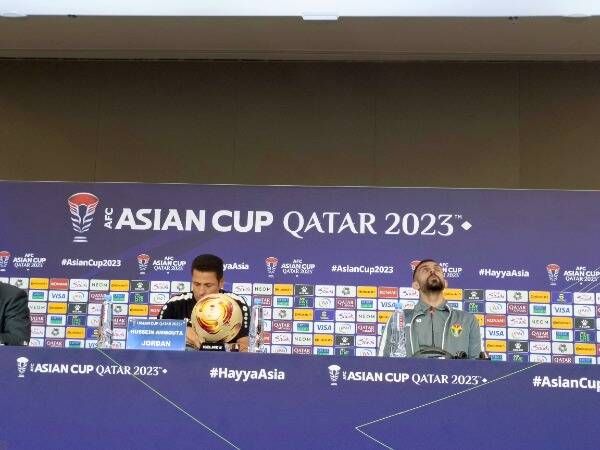 من الموتمر الصحفي