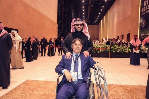 آل الشيخ مع أشرف قاسم