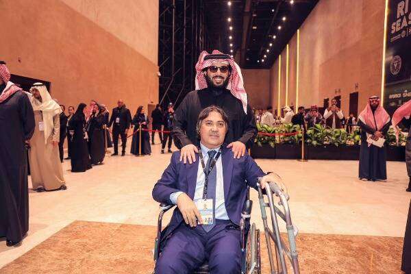 آل الشيخ مع أشرف قاسم