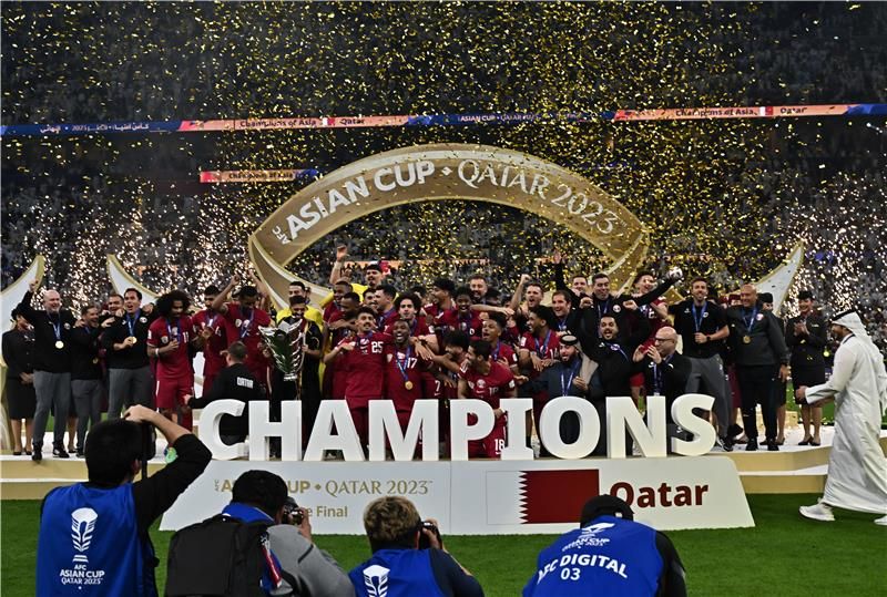 من تتويج المنتخب القطري