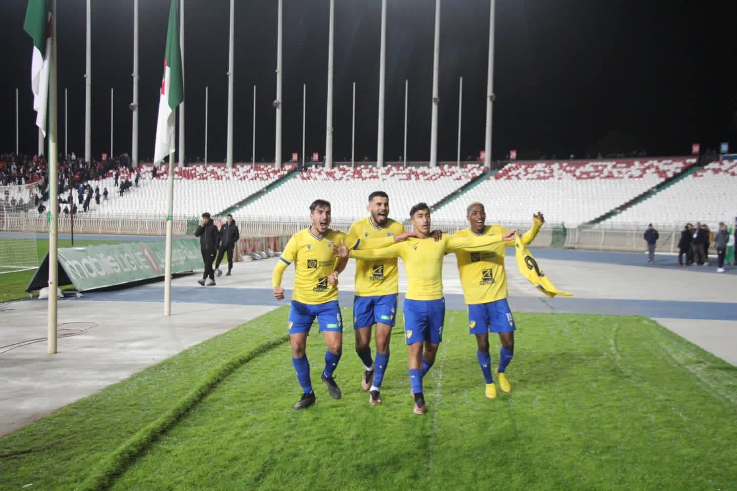 فرحة لاعبي بارادو