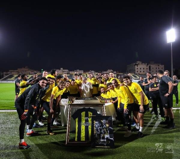 لاعبو الاتحاد