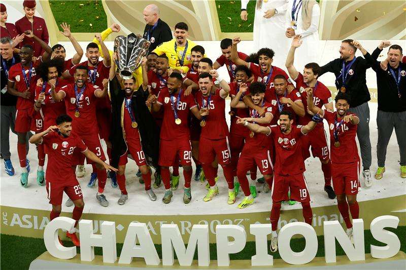 من تتويج قطر