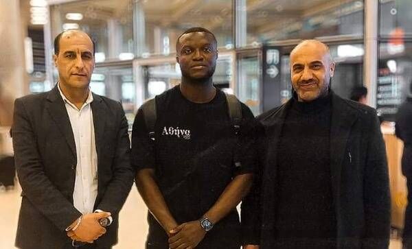 من استقبال رونالد وانجا