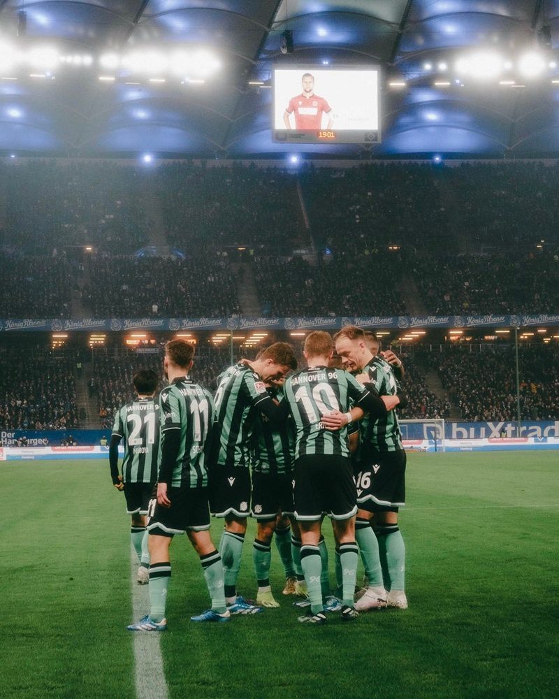 لاعبو هانوفر