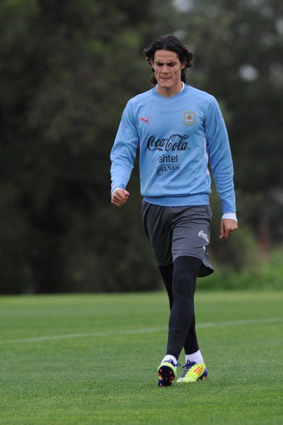 كافاني نجم المنتخب الأوروجوياني 