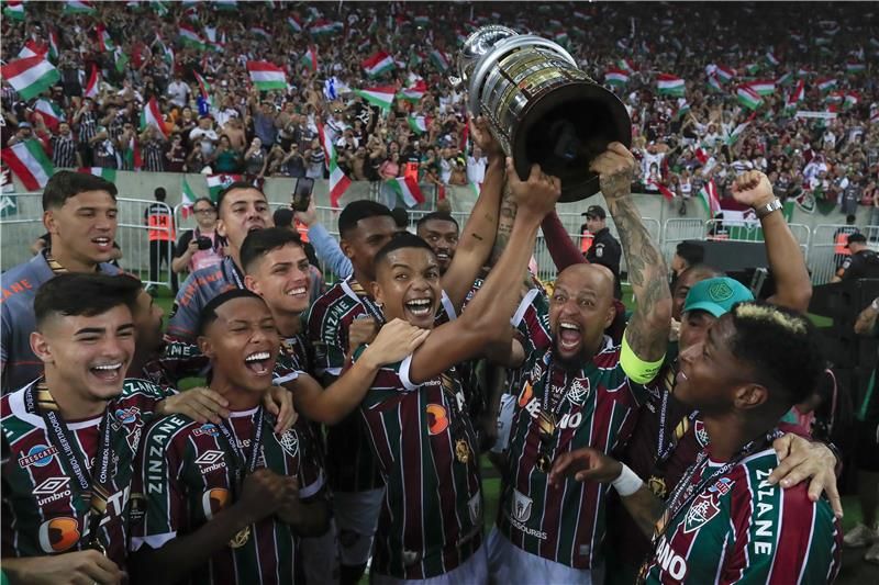 من تتويج فلومينينسي بكأس ليبرتادوريس