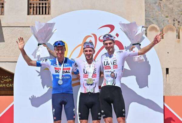 جانب من التتويج