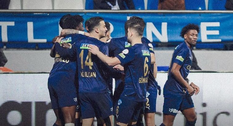 من المواجهة