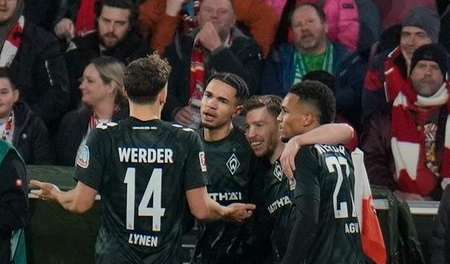 فرحة لاعبي فيردر بريمن