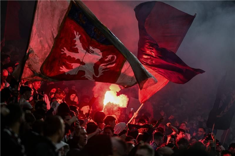 جماهير ليون