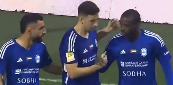 فرحة لاعبي النصر