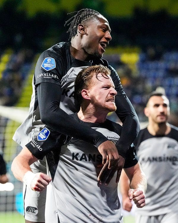 لاعبو ألكمار