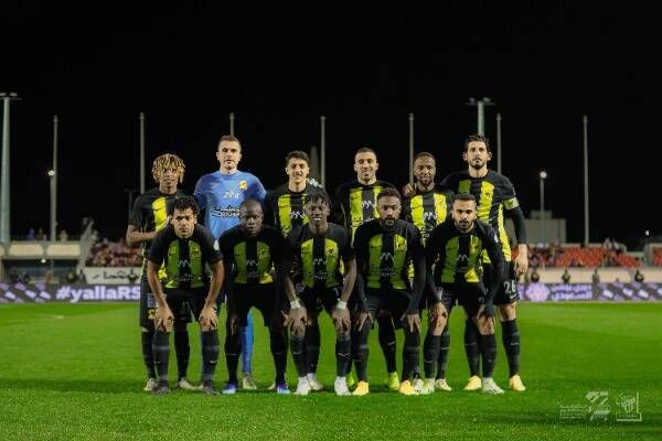 لاعبو الاتحاد