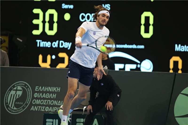 ستيفانوس تسيتسيباس