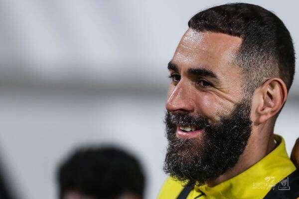 كريم بنزيما