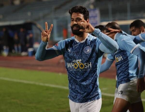 أحمد سامي صاحب هدف الفوز