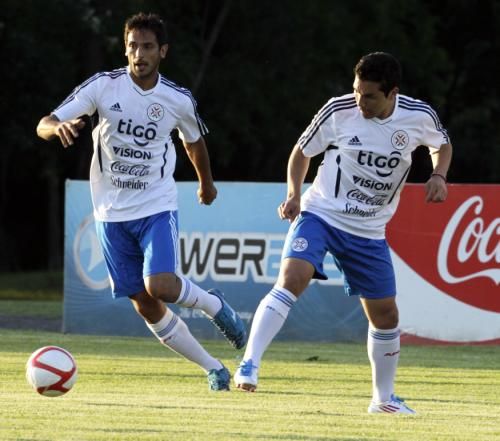 سانتا كروز في تدريبات منتخب الباراجواي